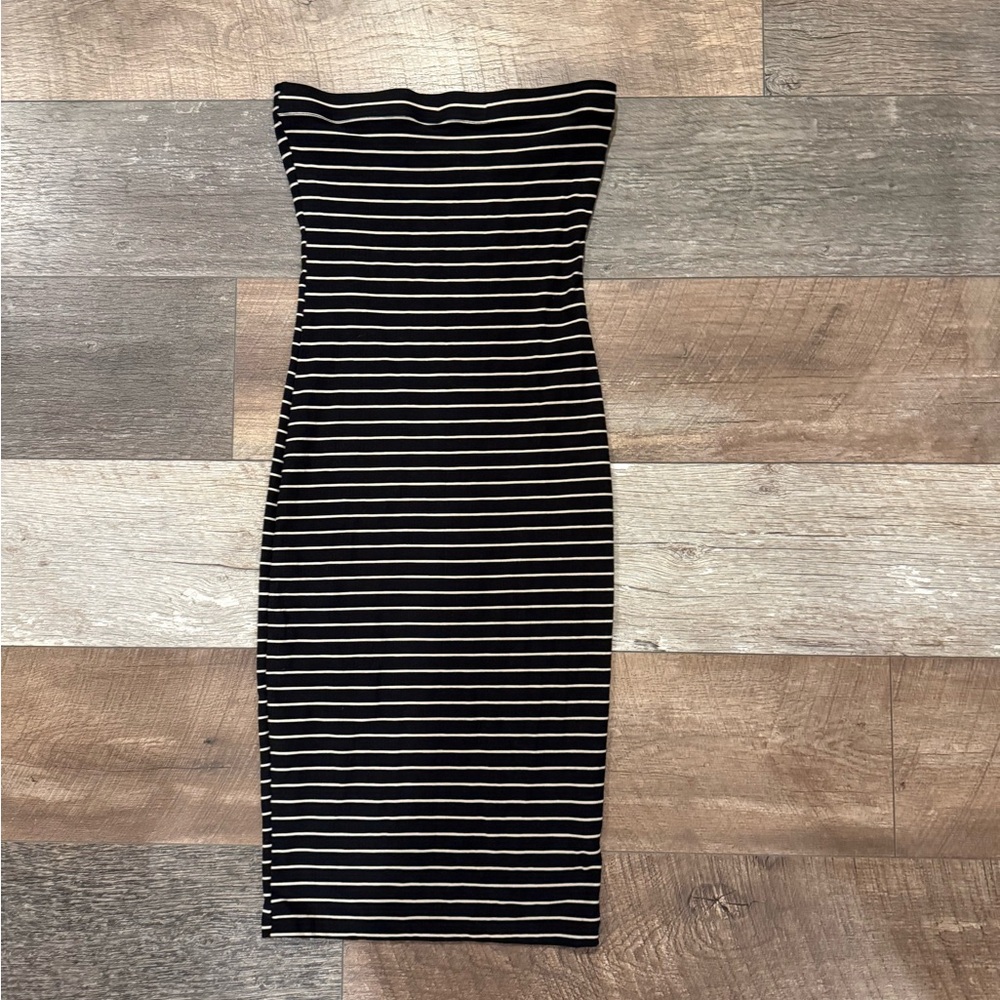 Black and White Striped Strapless Dress - or skirt